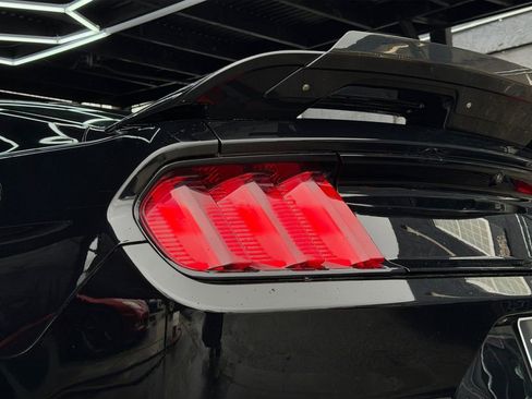 Used 2016 Ford Mustang Shelby GT350 w/ Track Package image 18