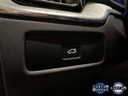 Used 2025 Volvo XC60 B5 Plus image 36