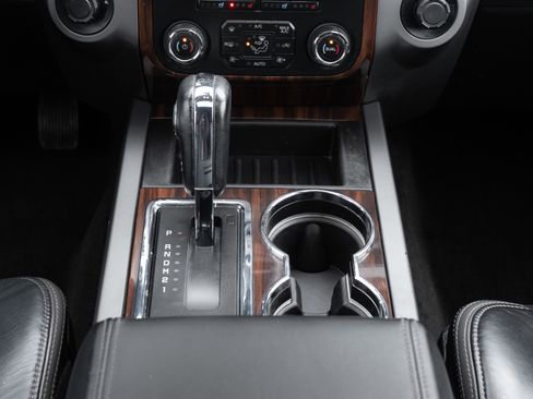 Used 2015 Ford Expedition EL Platinum image 17