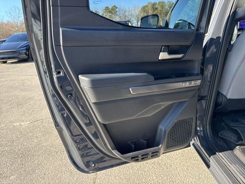 Used 2025 Toyota Tacoma TRD Off-Road image 27