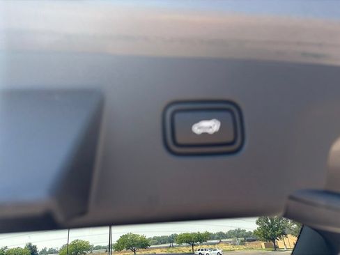 Used 2025 Hyundai Tucson Limited AWD/4WD image 35