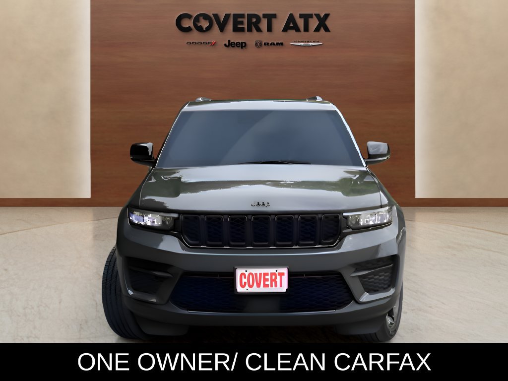 Used 2023 Jeep Grand Cherokee Altitude AWD/4WD image 8
