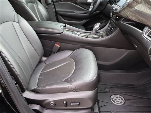 Used 2019 Buick Envision Essence AWD/4WD image 28