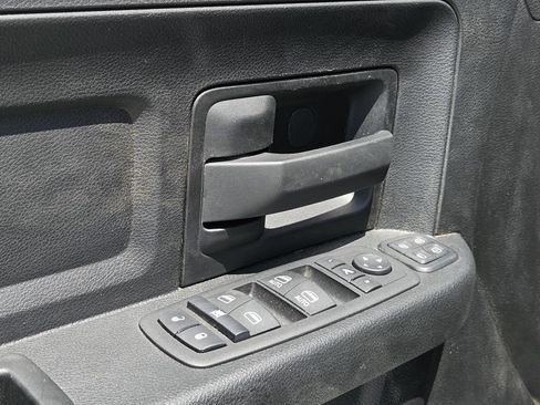 Used 2024 RAM 3500 Tradesman w/ Chrome Appearance Group AWD/4WD image 11