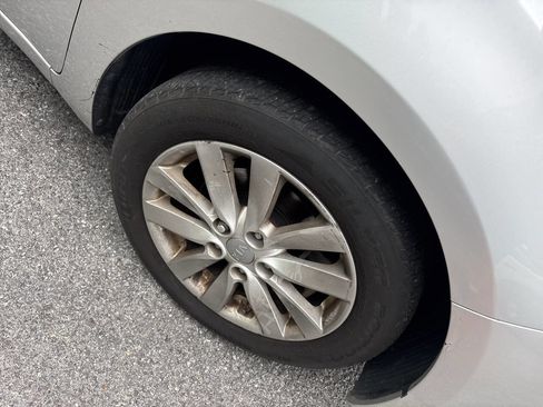 Used 2014 Kia Forte LX w/ Popular Package FWD image 4