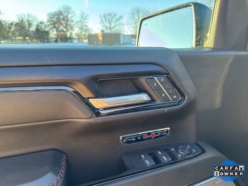 Used 2025 GMC Sierra 1500 AT4X image 15