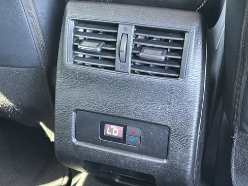 Used 2022 Mitsubishi Outlander SEL FWD image 38