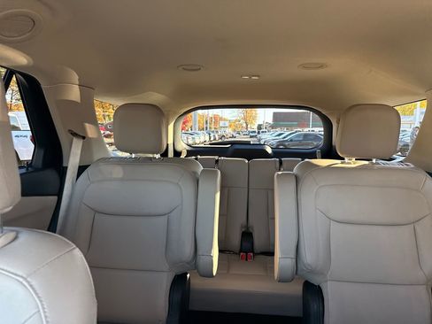 Used 2023 Ford Explorer XLT w/ Equipment Group 202A image 42