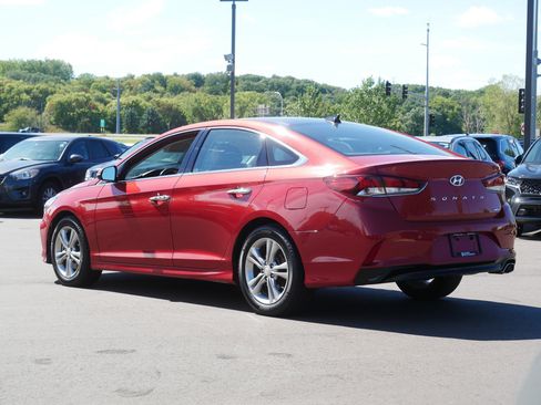 Used 2018 Hyundai Sonata Limited w/ Ultimate Package 07 FWD image 8