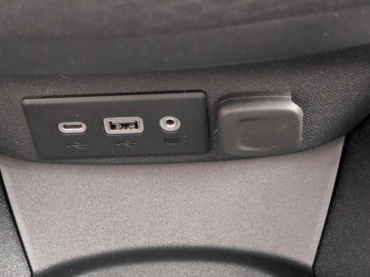 Used 2025 Chevrolet Malibu LS FWD image 20