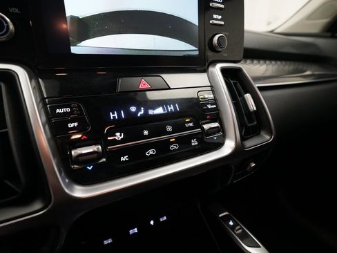 Used 2023 Kia Sorento X-Line EX image 20