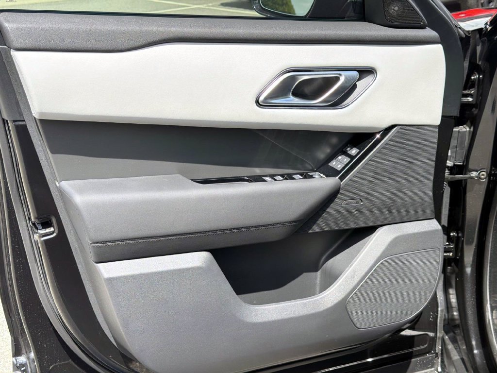 New 2026 Land Rover Range Rover Velar S AWD/4WD image 15