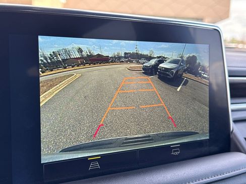 Used 2024 Chevrolet Tahoe LT image 31