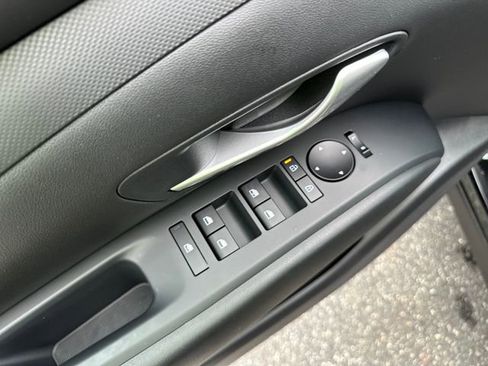 New 2026 Hyundai Tucson SE image 11