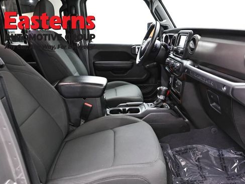 Used 2021 Jeep Wrangler Unlimited Sport AWD/4WD image 22