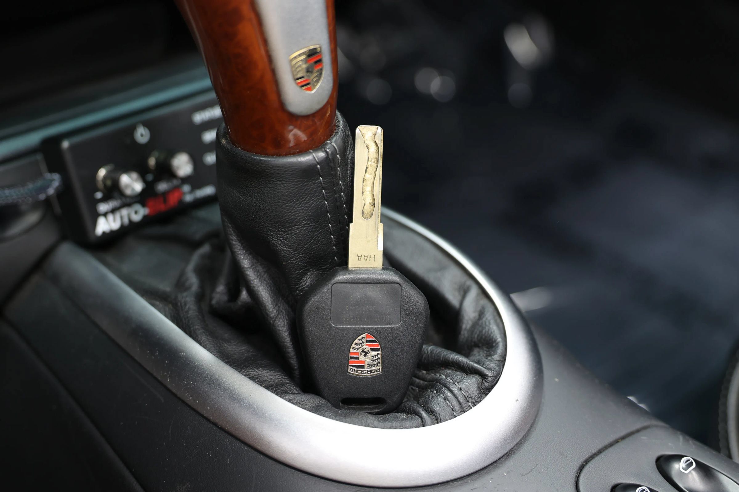 Used 2003 Porsche 911 Cabriolet image 5