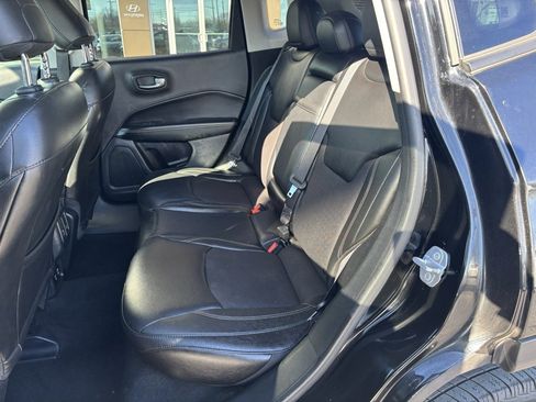 Used 2018 Jeep Compass Latitude w/ Popular Equipment Group image 14