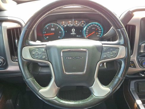 Used 2019 GMC Sierra 2500 Denali w/ Suspension Package, Off-Road AWD/4WD image 20