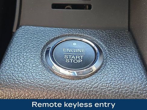 Used 2017 Ford F150 Lariat AWD/4WD image 11