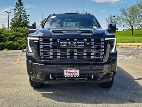 New 2026 GMC Sierra 2500 Denali Ultimate w/ Snow Plow Prep/Camper Package AWD/4WD image 4