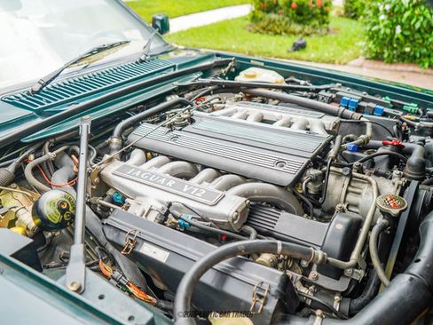 Used 1994 Jaguar XJS V12 Convertible image 29