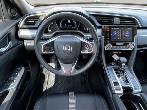 Used 2016 Honda Civic EX image 6