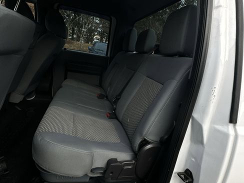 Used 2016 Ford F250 XL w/ Power Equipment Group image 32