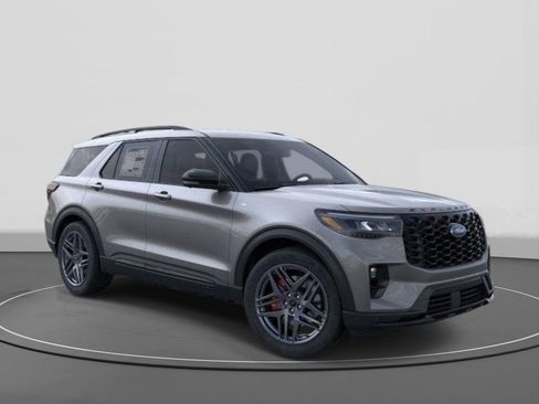 New 2026 Ford Explorer ST-Line w/ ST-Line Street Pack image 7