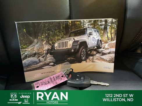 Used 2017 Jeep Wrangler Unlimited Sahara AWD/4WD image 41