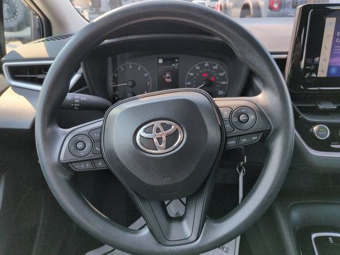 Certified 2025 Toyota Corolla LE FWD image 14
