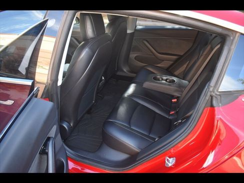 Used 2018 Tesla Model 3 Long Range AWD/4WD image 18