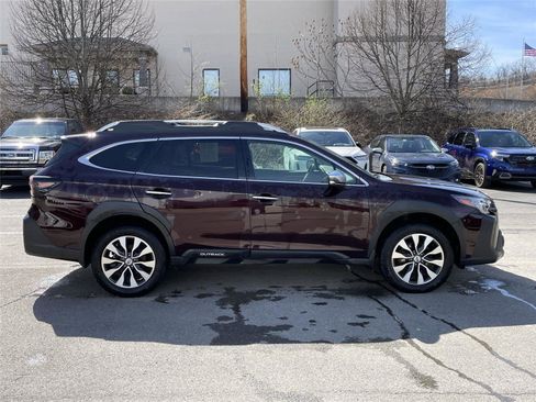 Used 2024 Subaru Outback Touring XT w/ Popular Package #2 image 4