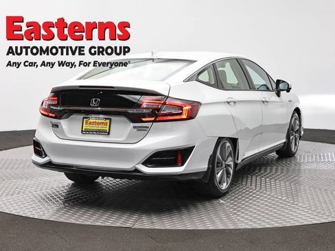 Used 2018 Honda Clarity Touring image 5