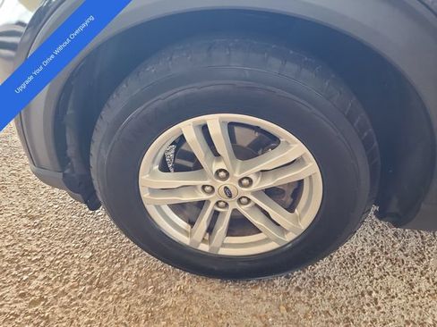 Used 2024 Ford Explorer XLT w/ Equipment Group 202A RWD image 24
