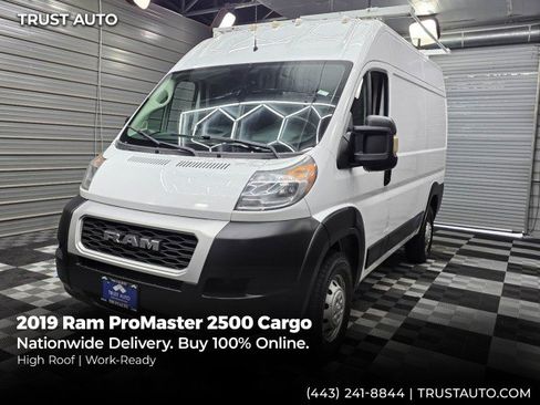 Used 2019 RAM ProMaster 2500 FWD image 1