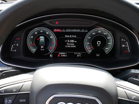 Used 2022 Audi Q7 Premium Plus image 21