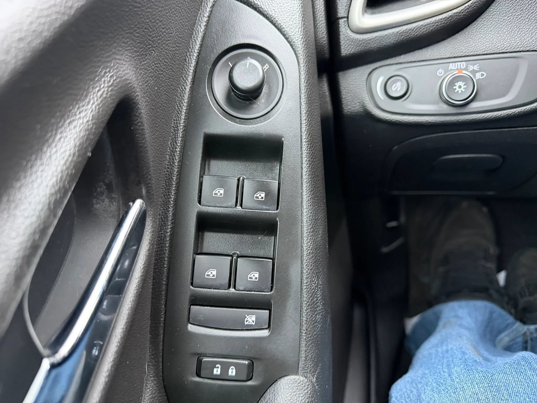 Used 2017 Chevrolet Trax LS FWD image 14