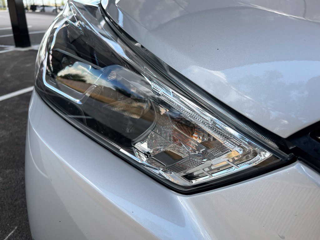 Used 2019 Nissan Kicks SR FWD image 14