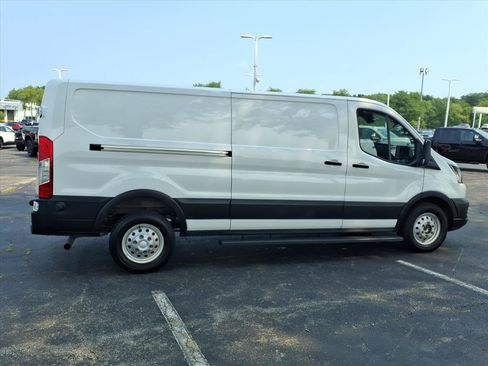 Used 2023 Ford Transit 250 Low Roof AWD image 8