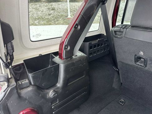 Used 2021 Jeep Wrangler Unlimited Rubicon image 16