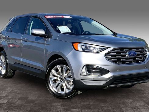 Used 2024 Ford Edge Titanium AWD/4WD image 3