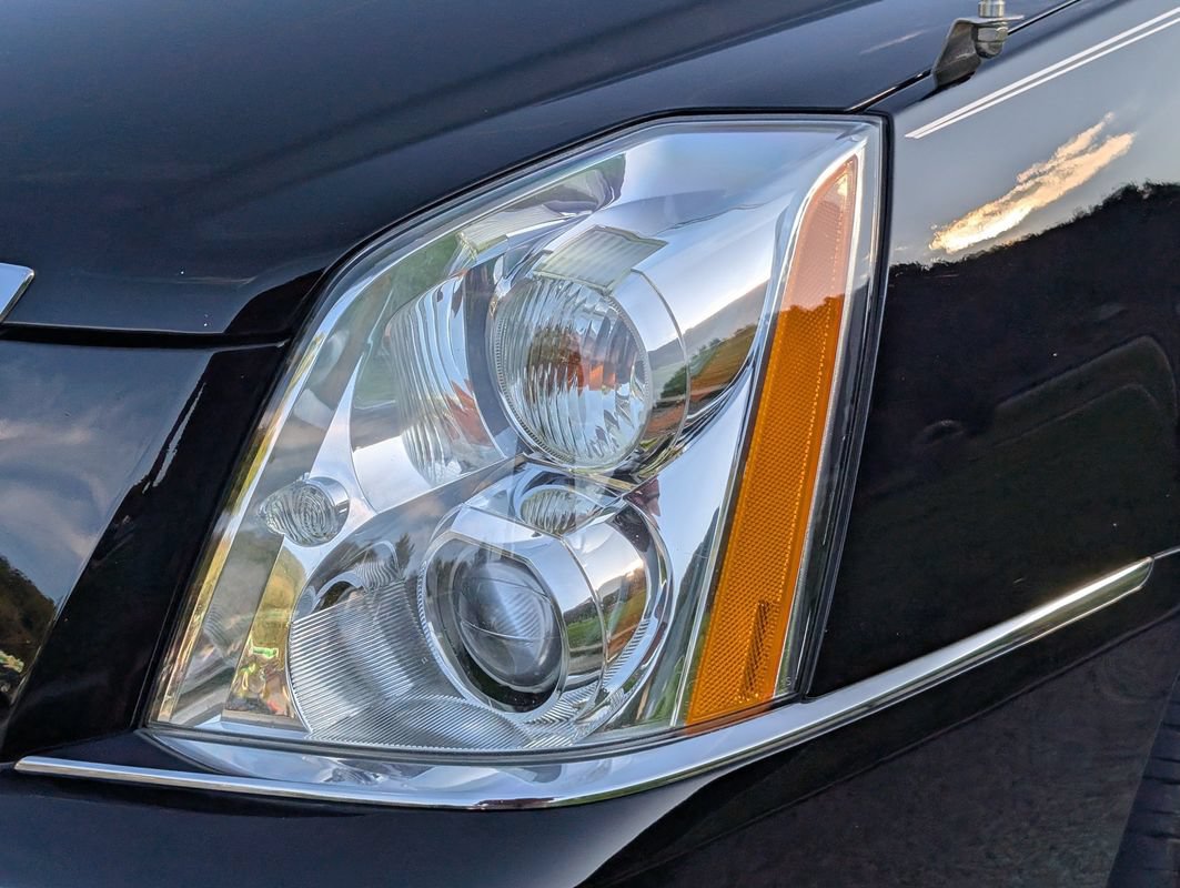 Used 2009 Cadillac DTS Hearse FWD image 38