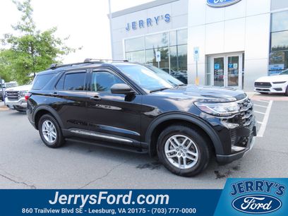 Used 2025 Ford Explorer Active