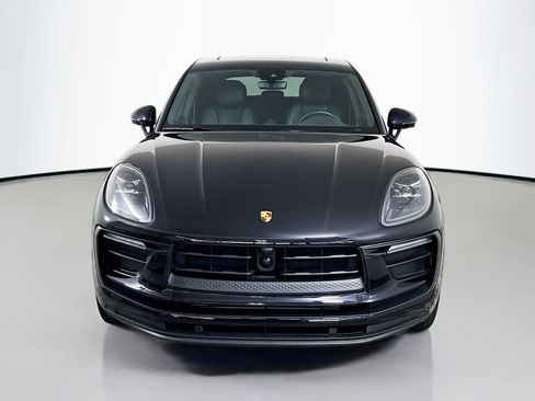 Certified 2023 Porsche Macan Turbo AWD/4WD image 6