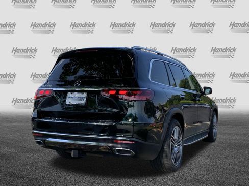 Used 2025 Mercedes-Benz GLS 450 4MATIC image 10