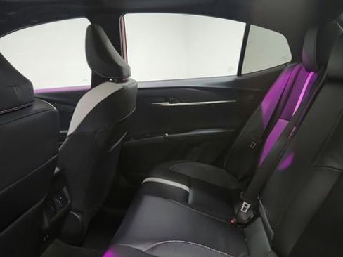 Used 2025 Toyota Camry SE w/ Convenience Package image 20