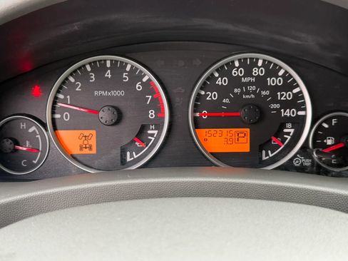 Used 2012 Nissan Frontier SL AWD/4WD image 21