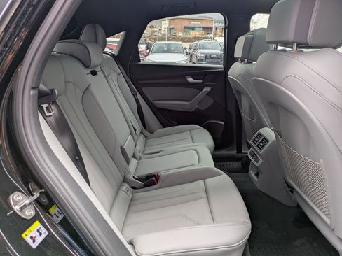 Certified 2025 Audi Q5 2.0T Premium Plus w/ Premium Plus Package image 28