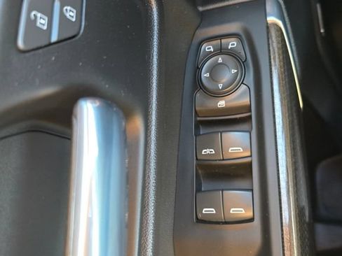 Used 2022 Chevrolet Silverado 1500 RST AWD/4WD image 19