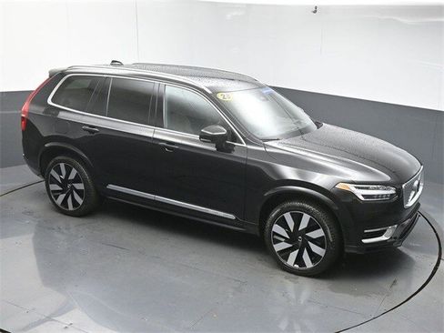 Certified 2023 Volvo XC90 T8 Ultimate w/ Protection Package Premier image 43